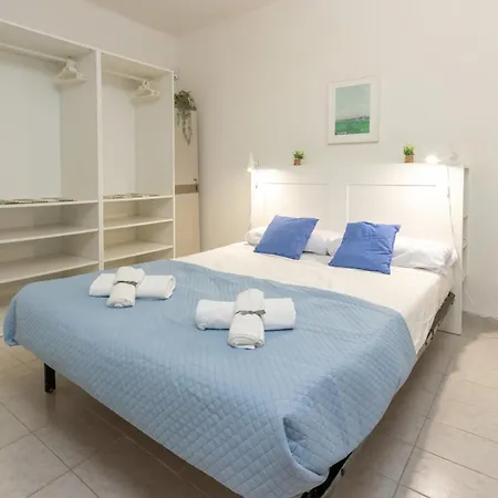 En A 3 Min De La Playa Apartamento